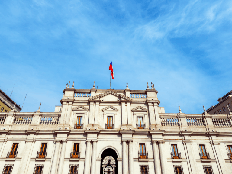 Encuesta La Cosa Nostra y el Panorama Electoral Chile 2025: